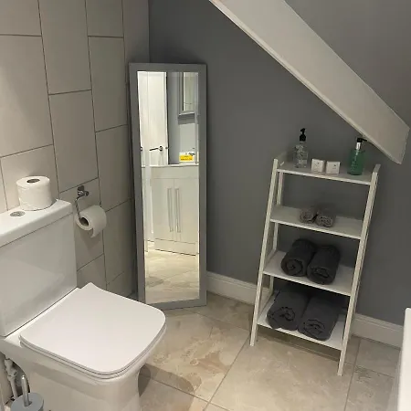 The Fylingdales بيت ريفي روبن هودز باي